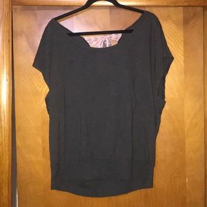 Girl’s AE Top